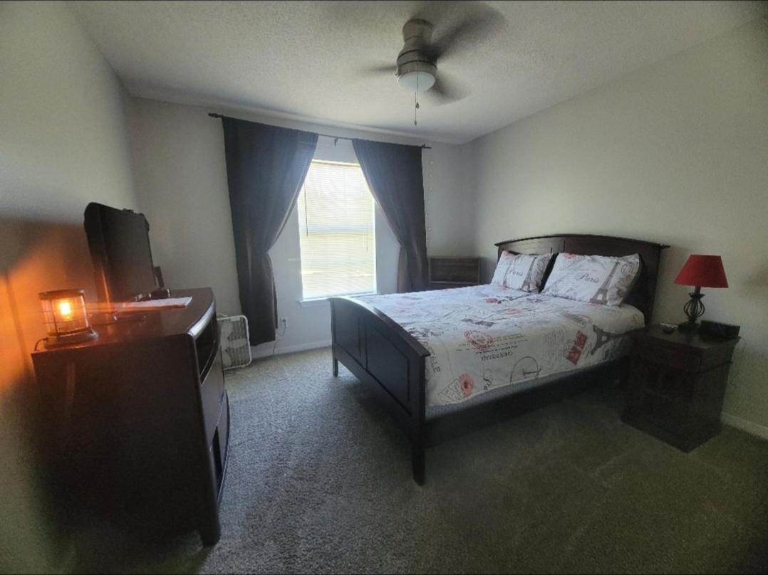 Bedroom Four Minutes From Beach Pensacola Exteriér fotografie
