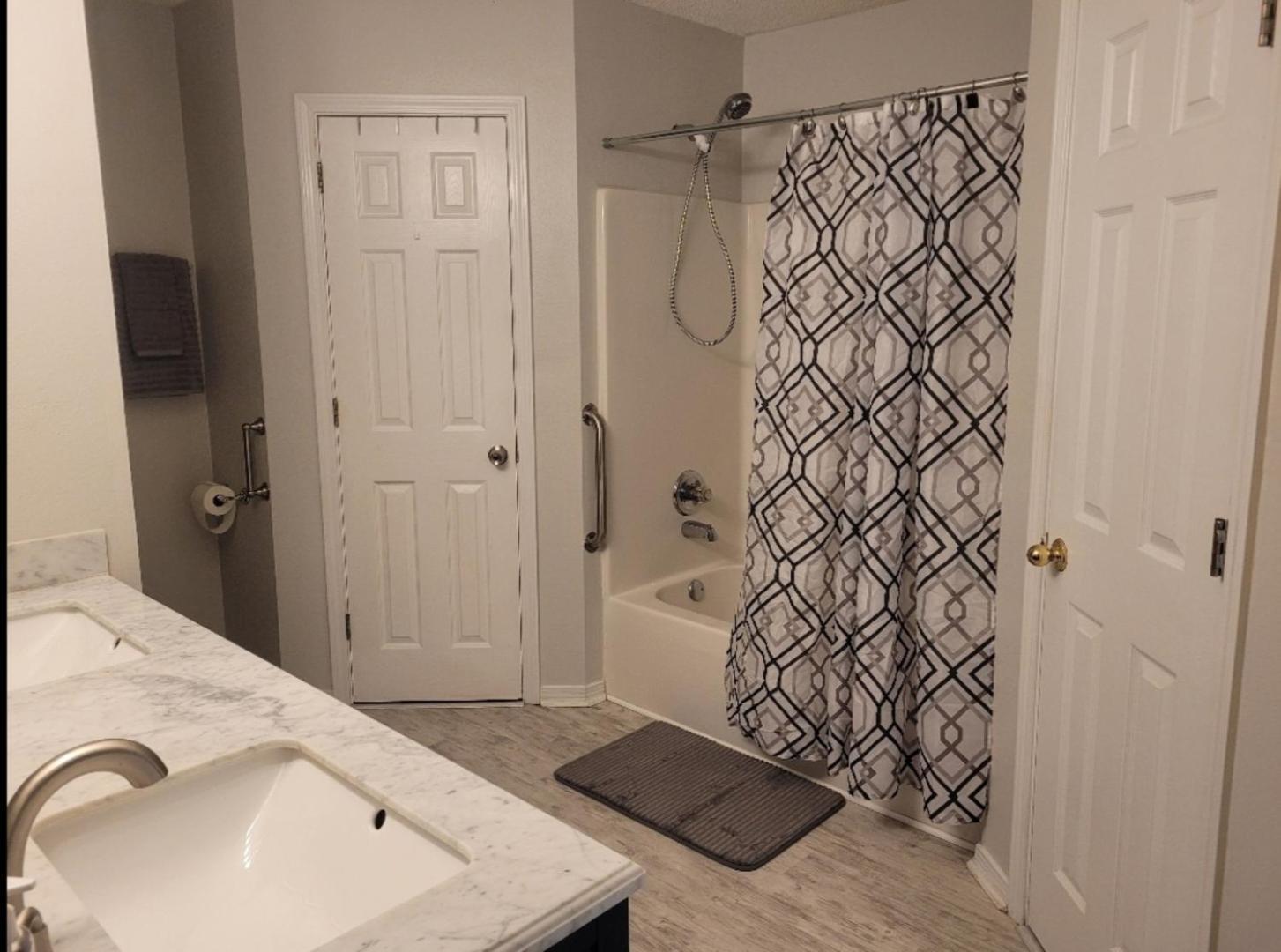 Bedroom Four Minutes From Beach Pensacola Exteriér fotografie